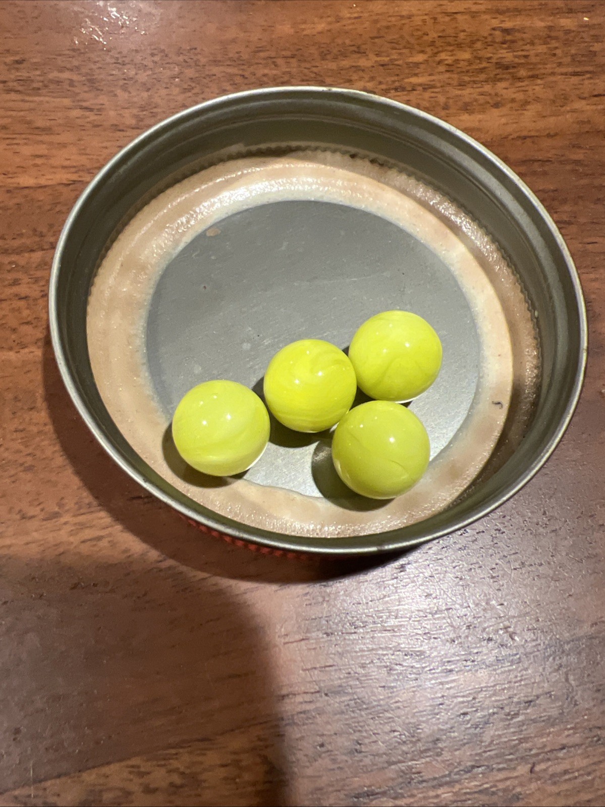 Lot011 Neon Yellow Swirl Set Of Four 1/2inch In Size