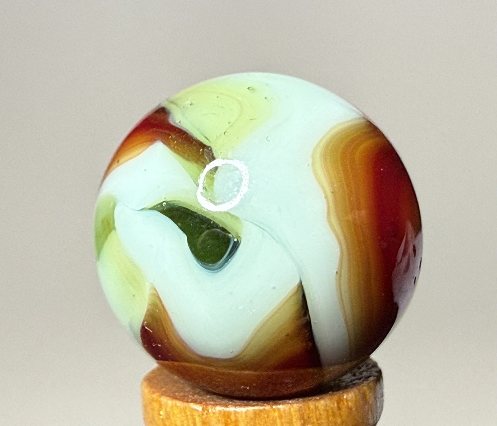 Ravenswood Multi Colored Swirl Marble .62” NM(+)￼