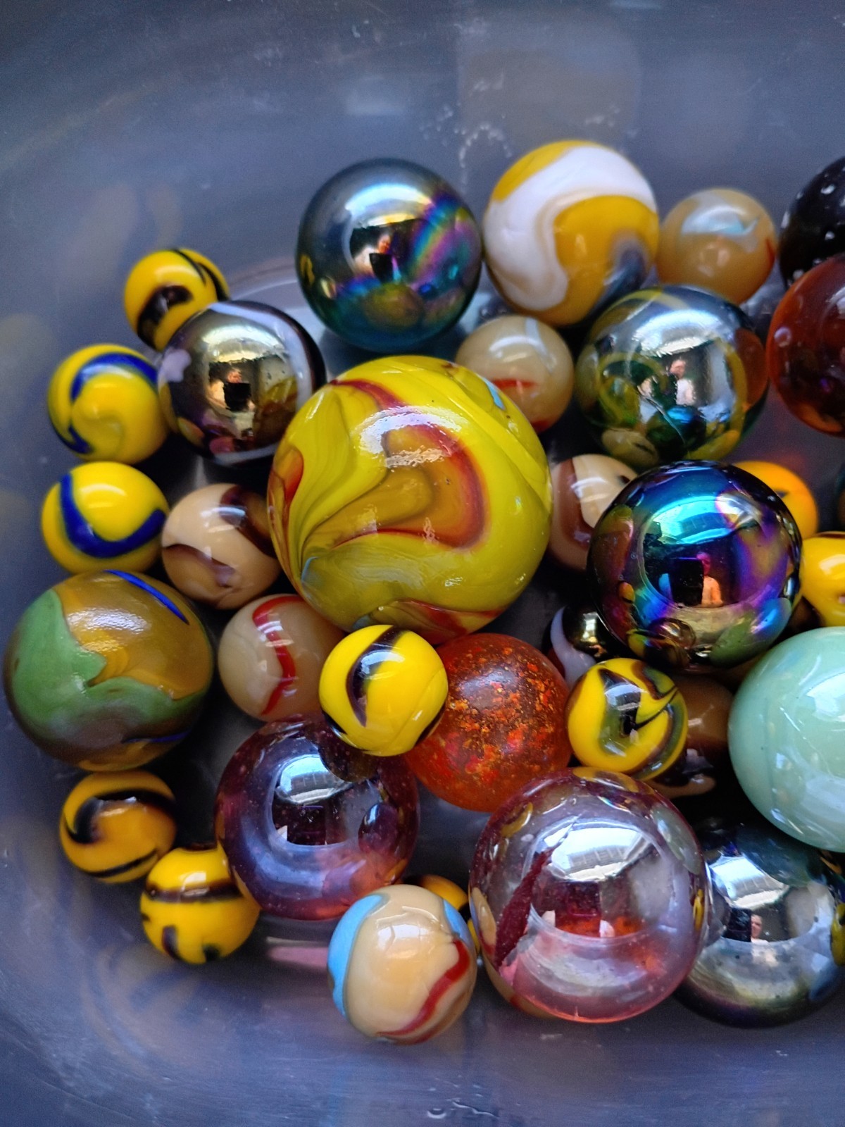 Lot Of Vintage Glass Marbles Various Sizes 1.2lbs Swirl Iridescent 14mm 30mm