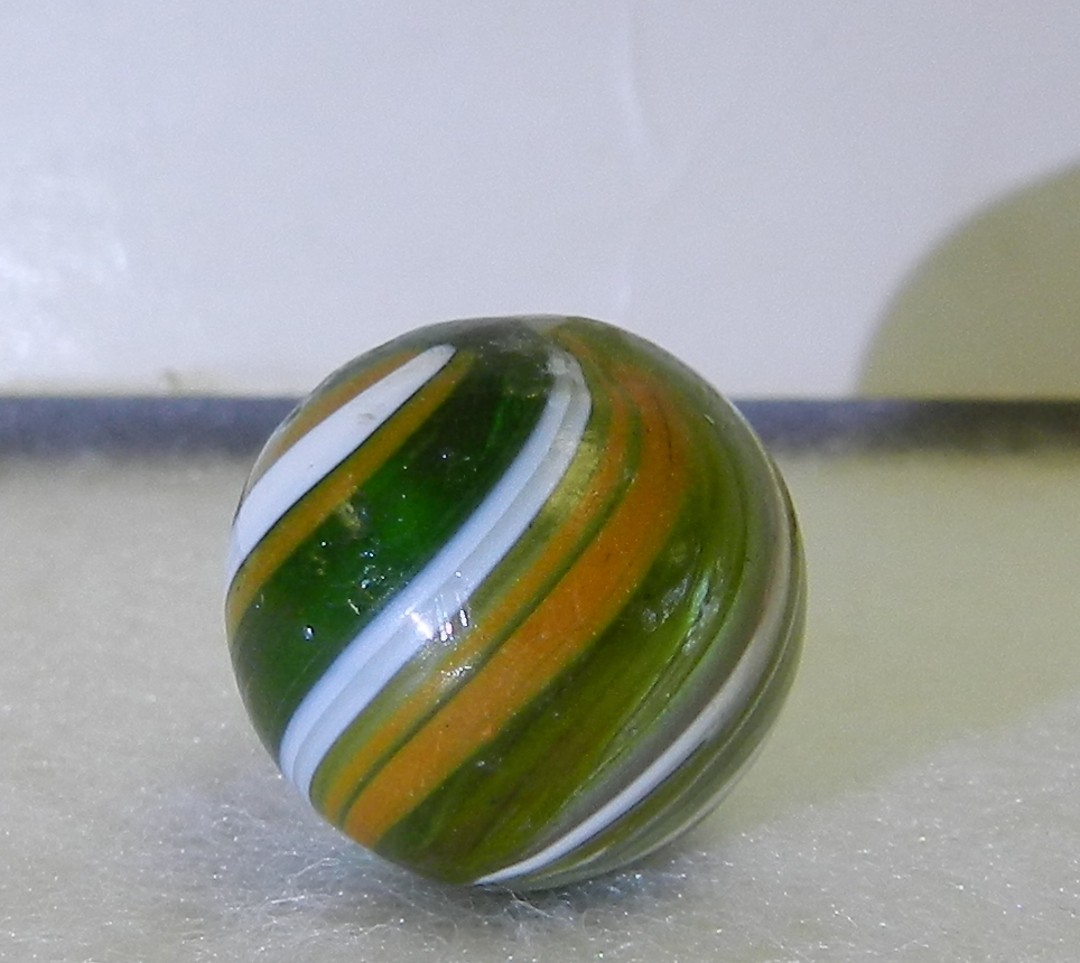 #20701m Vintage German Handmade Green Glass Marble .61 Inches