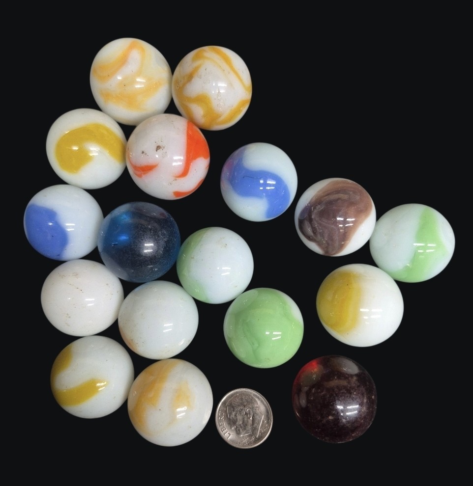 Vintage Jumbo Shooter Marble Lot 17 Marbles Approximately 1 Inch Vintage