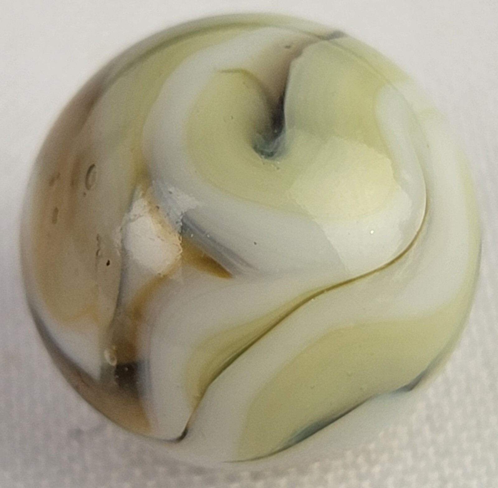 Alley Agate Vintage Marble Translucent Swirl Windows NEAR MINT Cadmium GLOW .71