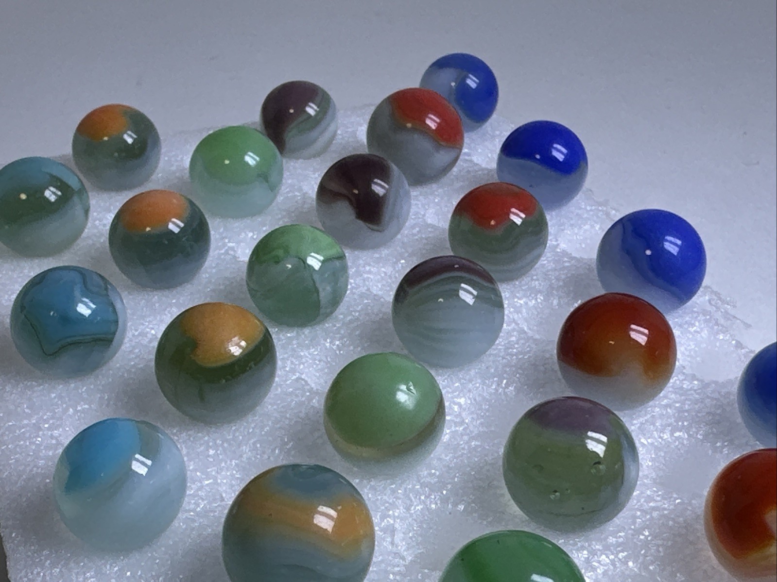 393 Lot Of 30 Vitro Agate Conqueror Vintage Marbles!