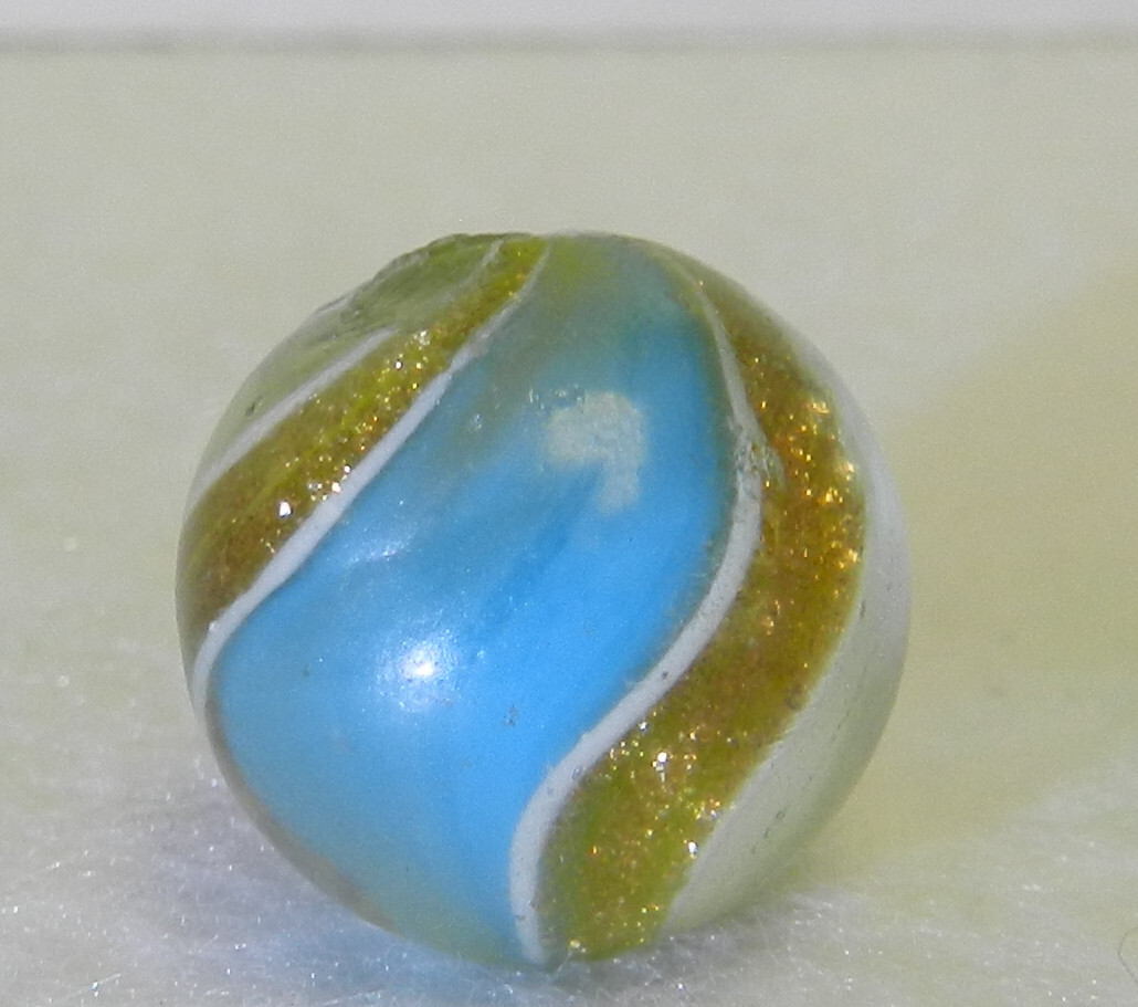 #17239m Vintage German Handmade 2 Color Ribbon Lutz Marble .65 In