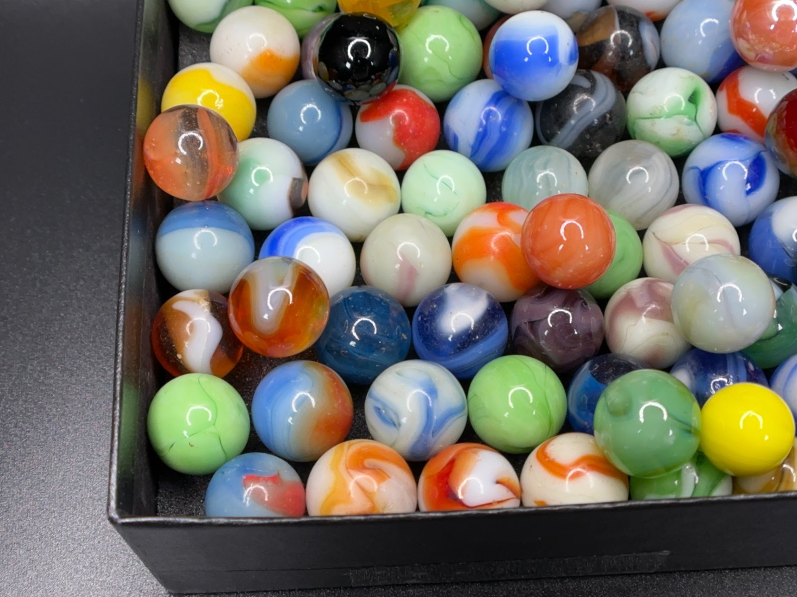 Vintage ESTATE MARBLES Lot Vitro Alley Agate Peltier & More Patches Swirls NICE!