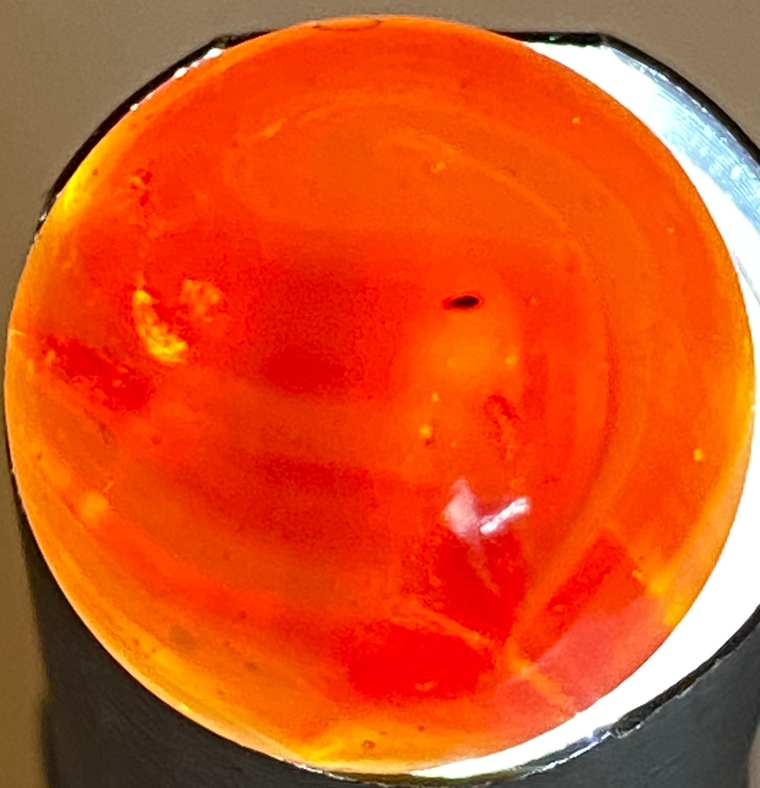 UNUSUAL FLAME PATTERN AKRO AGATE / CHAMPION .61″ 8B/68