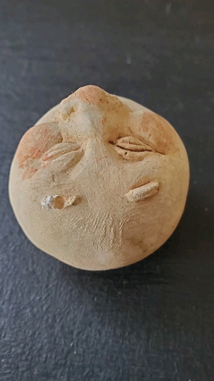 Clay Carved Marbles Expressions Round Shape With Anthropcmorphic Whimsical