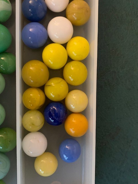 Lot 75 Mixed Glass Marble Collection Swirls, Cat’s Eyes & More Sizes 1/2″-3/4″