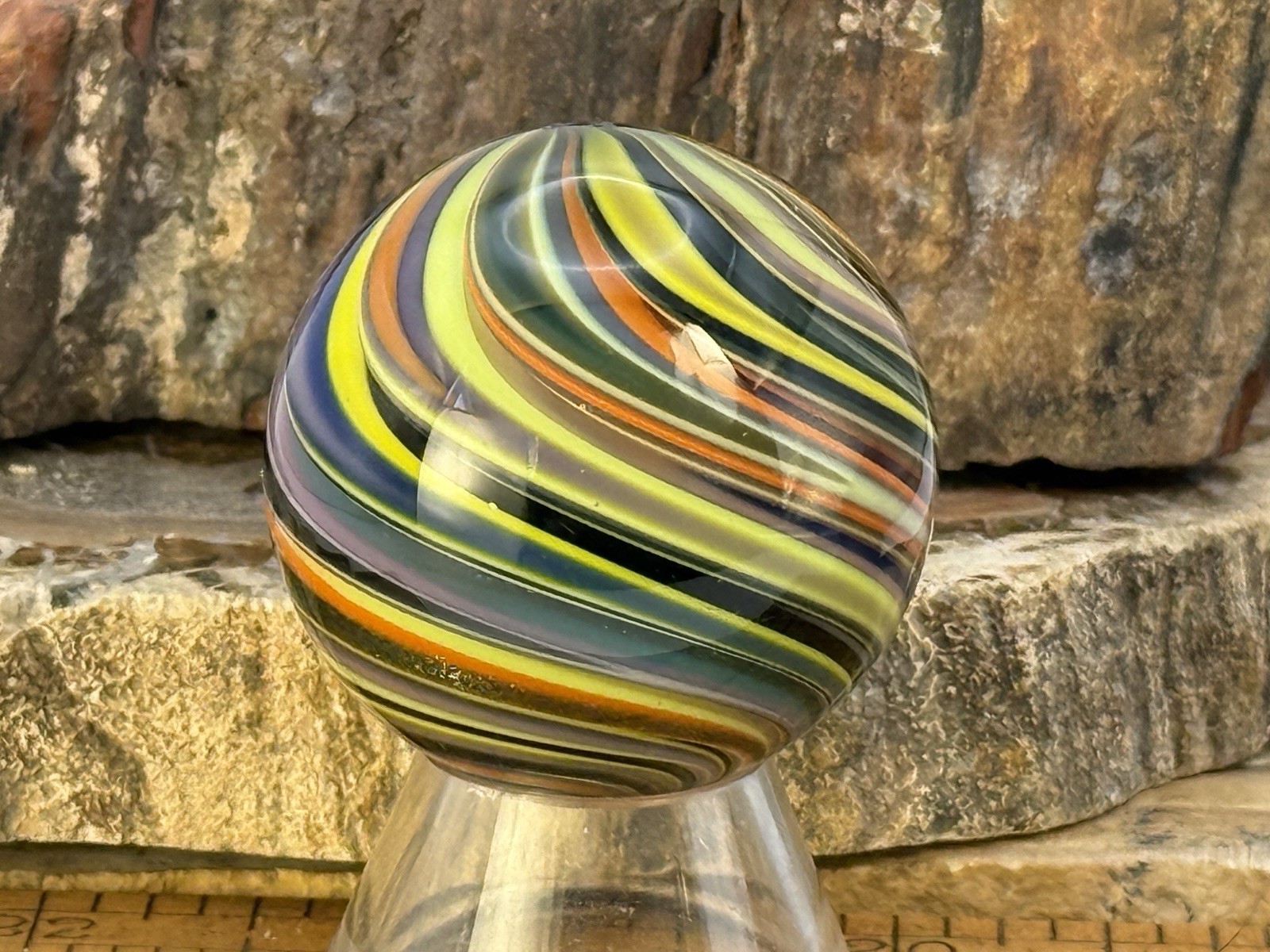 Vintage Joe Davis Glass Art Marble 1.43 inches Good condition–1760.26