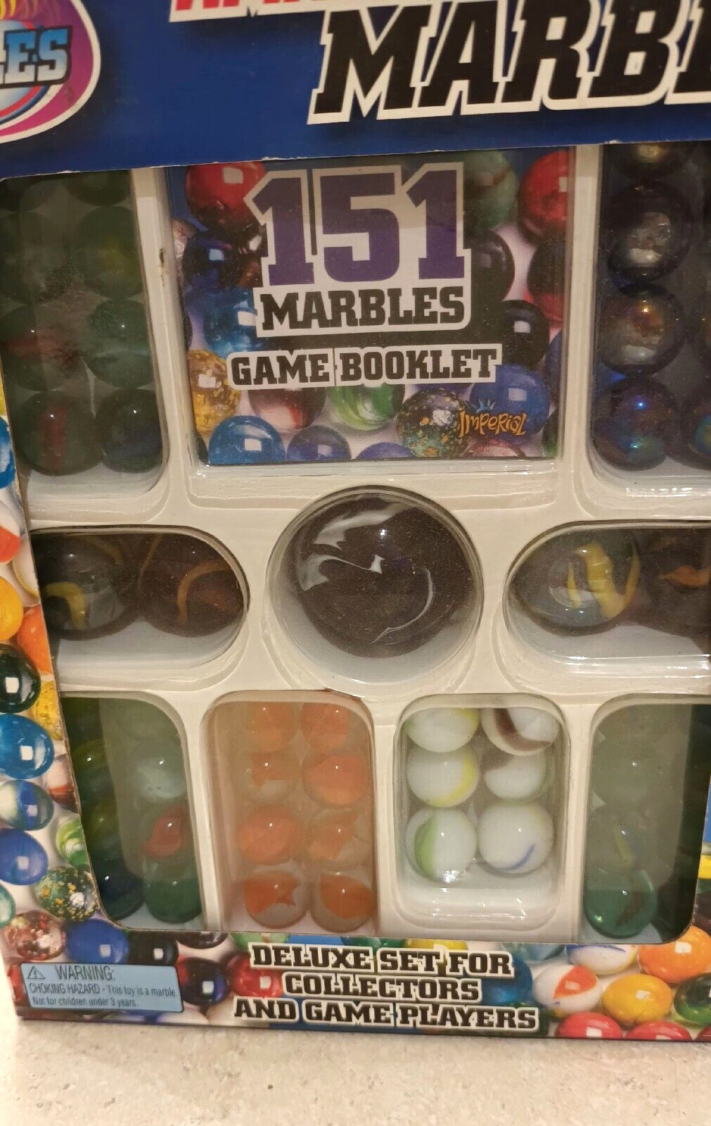 151 Amazing Marbles Deluxe Set For Collectors And Game Players. New in box.