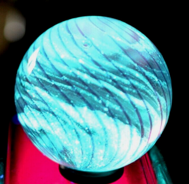 KRIS PARKE GLASS MARBLE/1.480″-BLUE BLACKLIGHT-COTTON CANDY GOOSEBERRY-