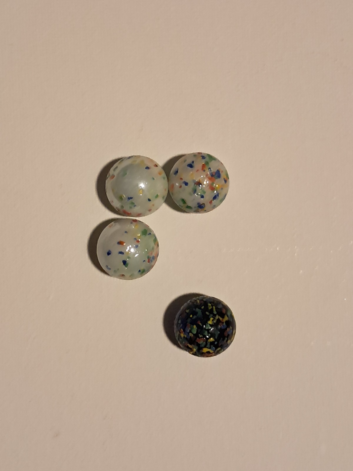 30 Speckled Machine Made Glass Toy Marbles Mixed Colors for Ages 8-11, 12-17+