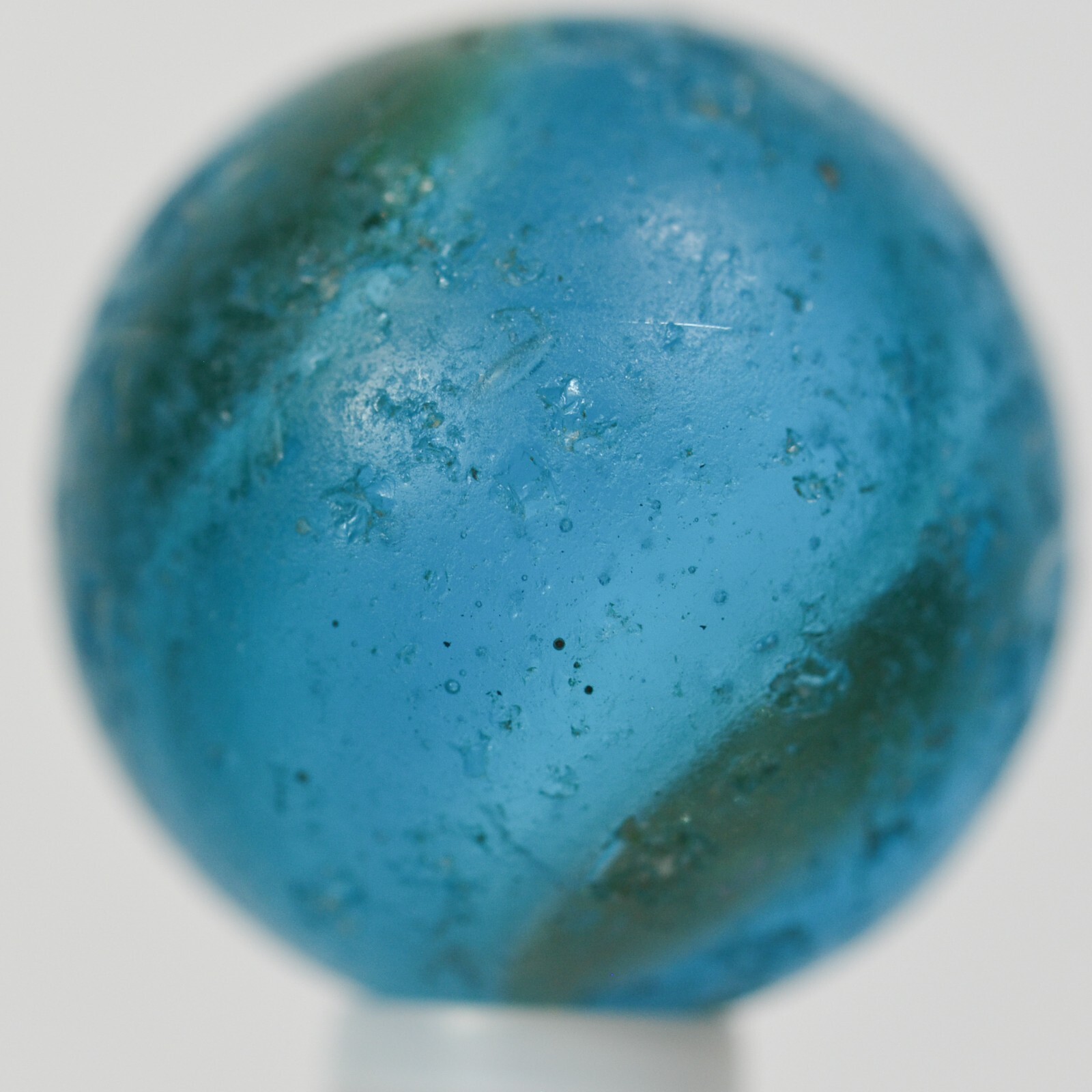 Handmade White Ribbon Lutz Marble Blue Base 3/4 in, Collectible, Germany S1394