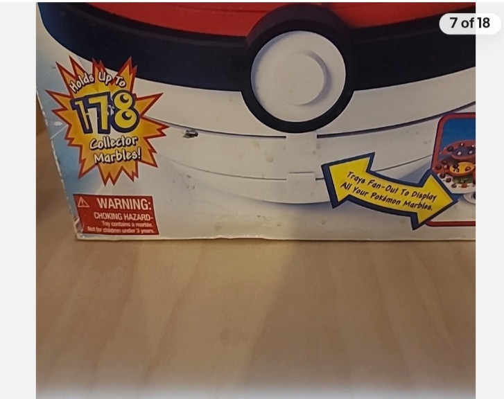 Vintage 1999 Pokémon Collector marbles carrying case w/25 marbles/Orig See Pics