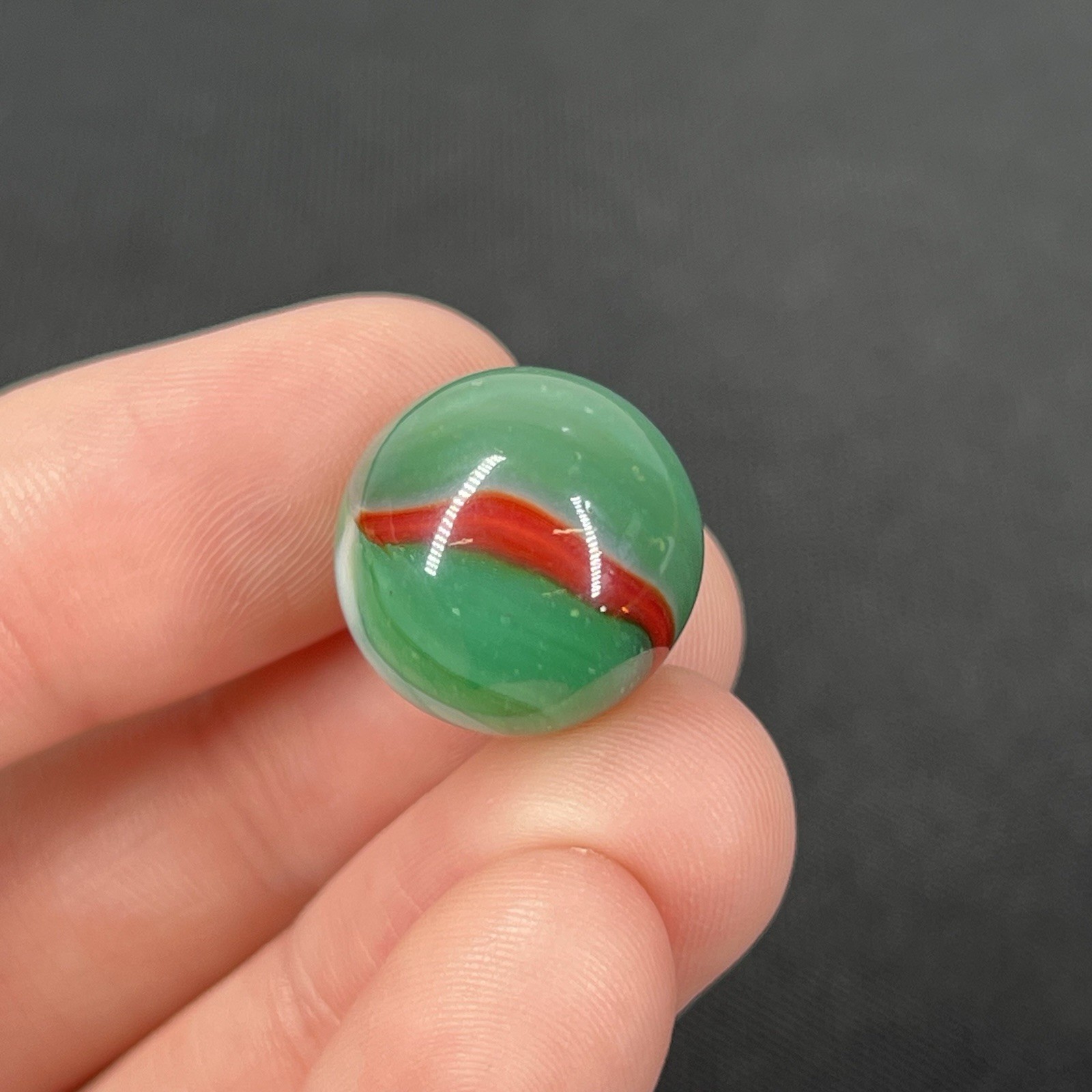 Vtg Glass Marble Christensen Akro Peltier Vitro .6” Green Red White