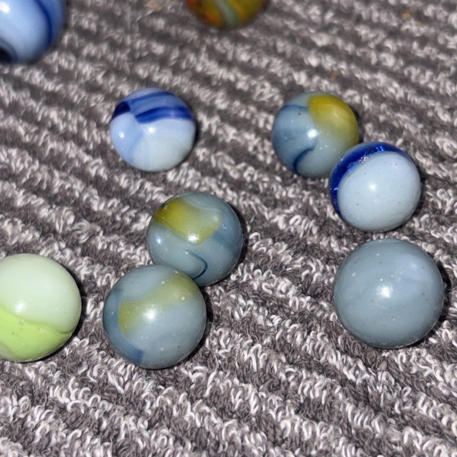Kokomo marble lot shooters,UV,Opalescent variety Ribbons .58 to .84