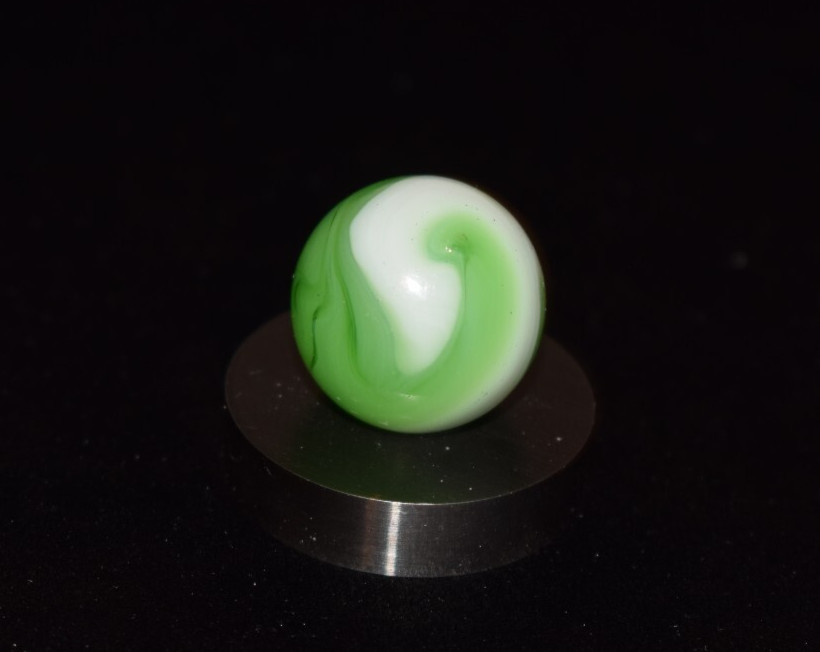 Vintage Ravenswood Wispy💚👽💚 Lime Green Translucent Base Marble Size .687 MINT