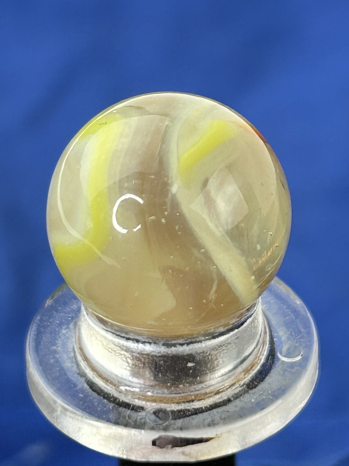 Vitro Three Color Fancy Conqueror Marble .60” NM
