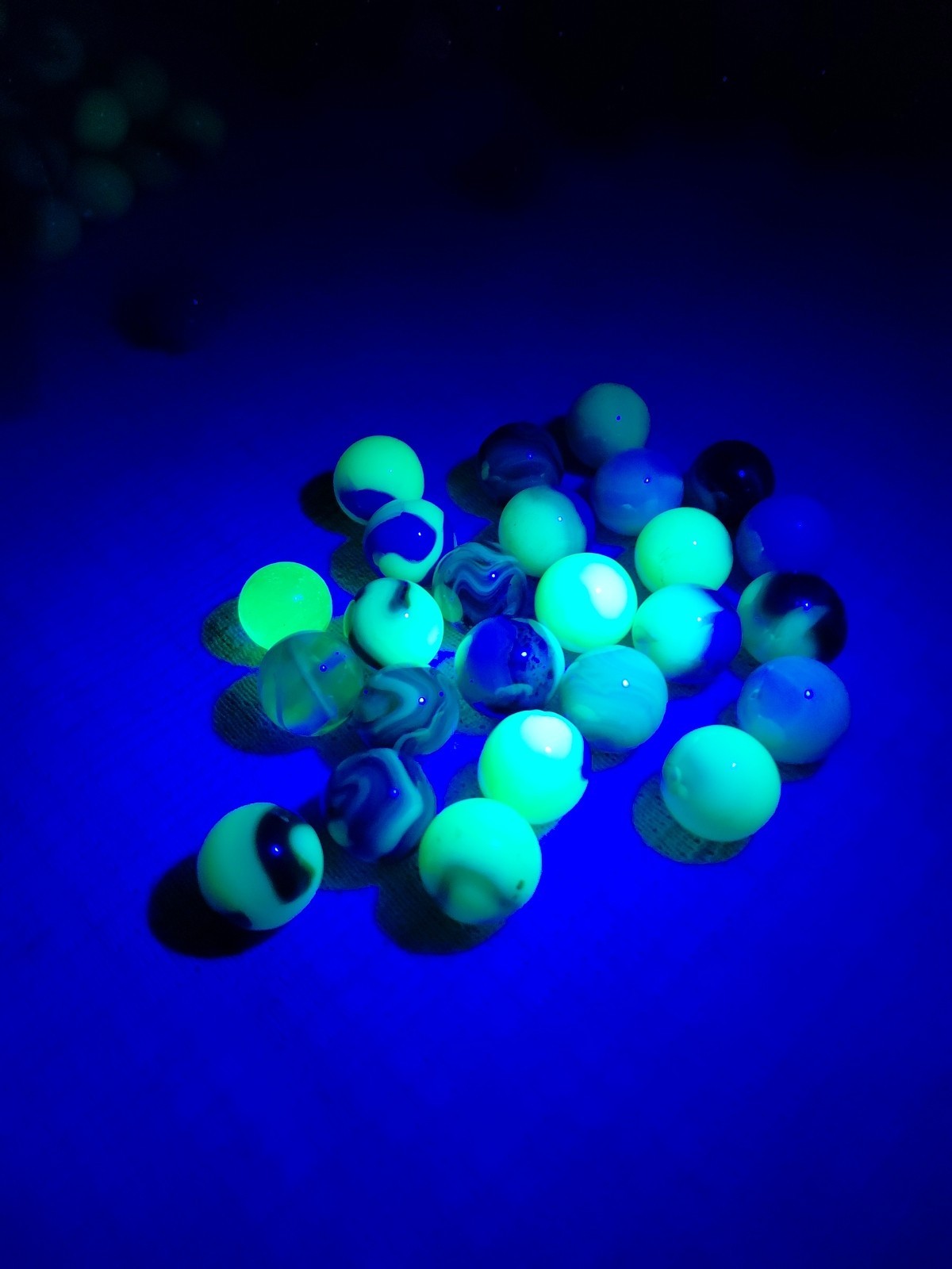UV JABO 5/8 Uranium Vaseline Fluores. Used Vintage Glass Marbles Lot Of 23