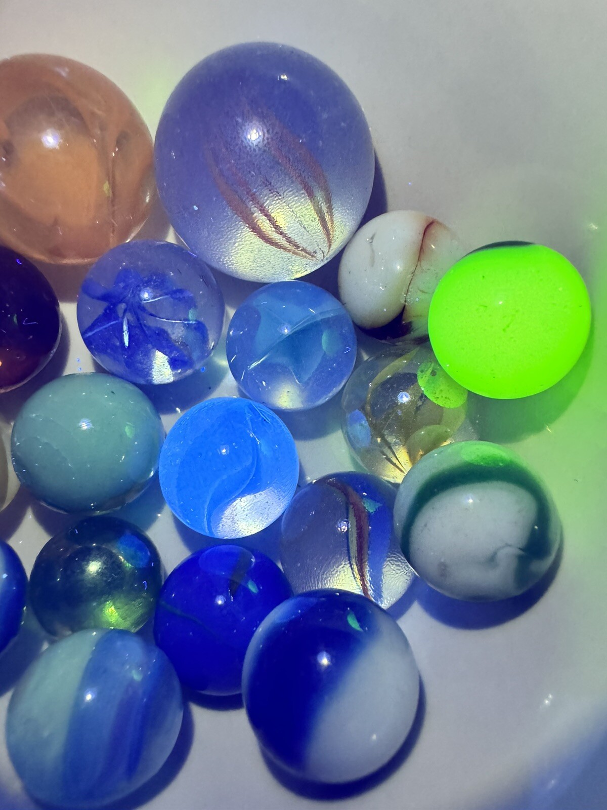 Vintage Marble Lot Of MARBLES UV Reactive Cadmium Uranium Lot #62