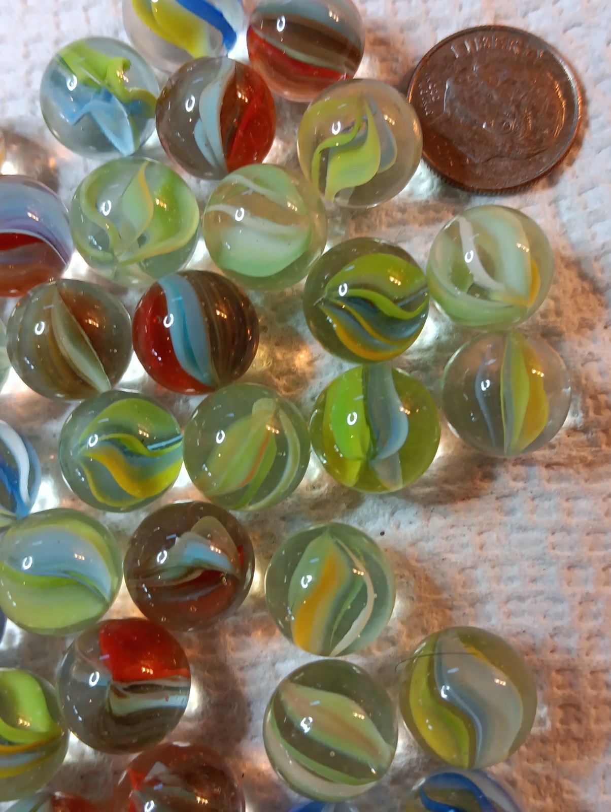 Vintage Pee Wee Multi Vane Marbles .lot Of 50 Marbles. Nice Collection