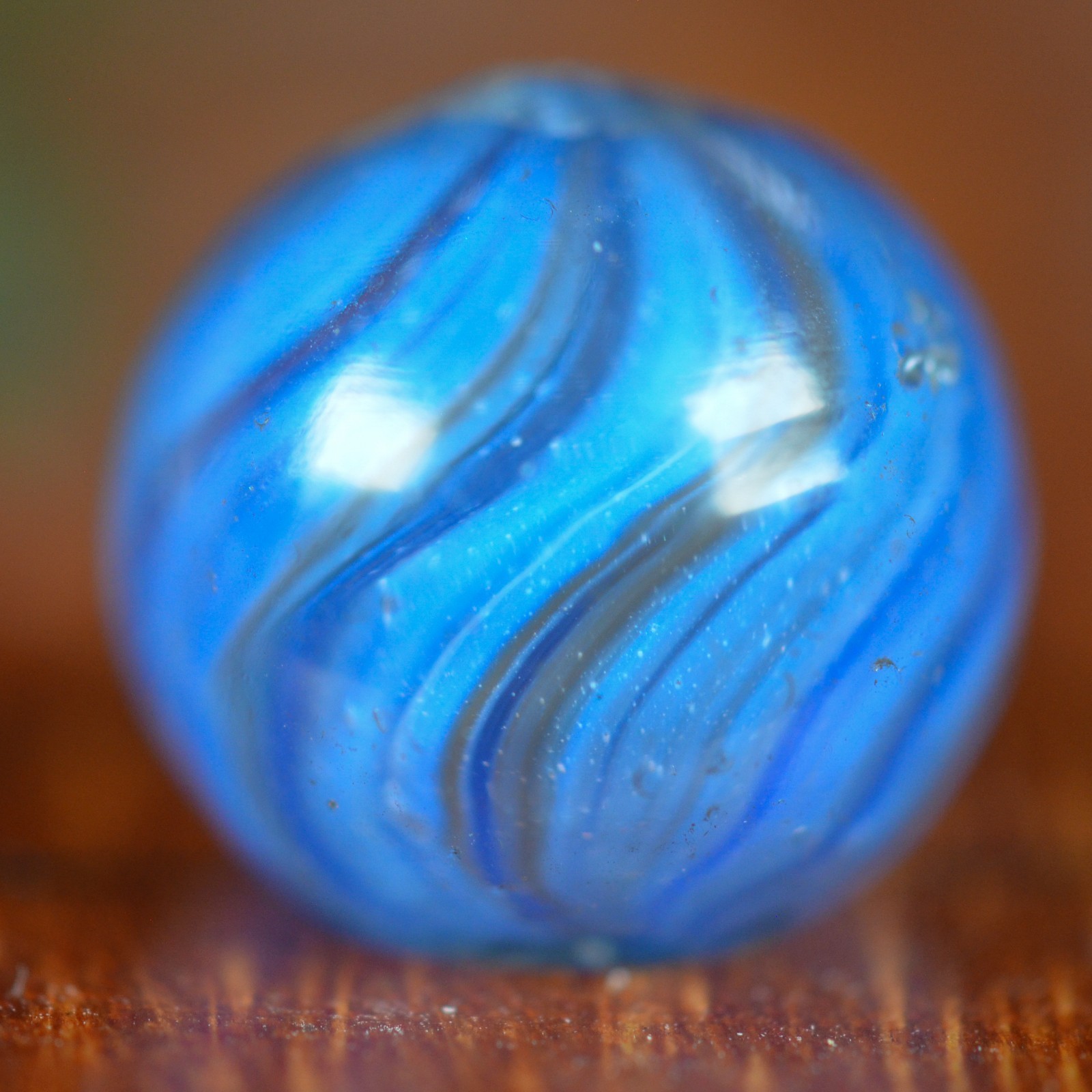 Handmade Blue Onionskin Marble, 0.6 inch, Near Mint+, Germany, 1860-1920, S1591