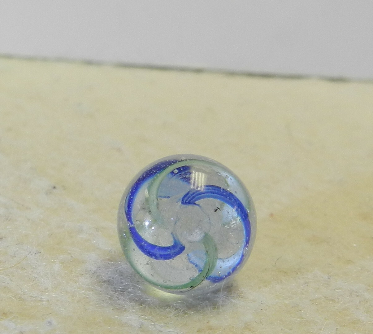 #13584m Tiny .46 Inches Peewee German Handmade Swirl Marble