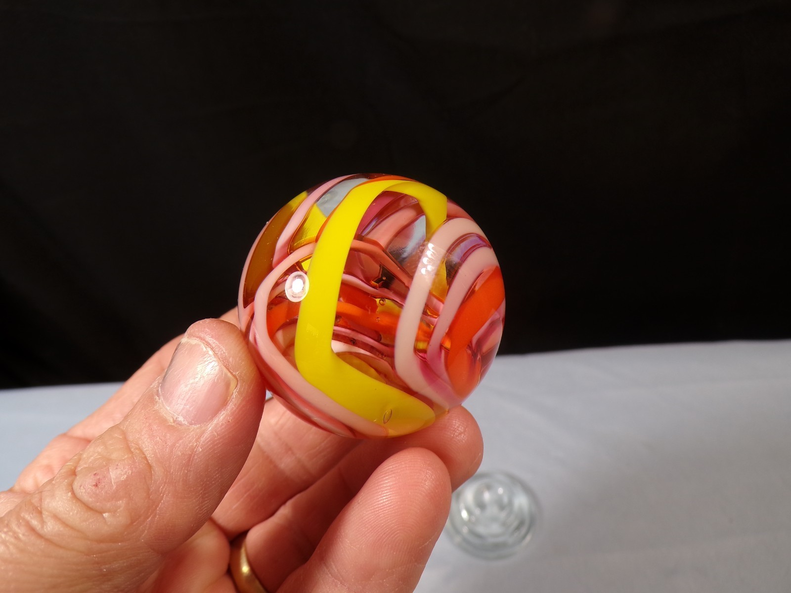 Bobbie Seese Contemporary Pink Yellow Art Glass Marble 1 3/4″ w/ Glass Stand #5