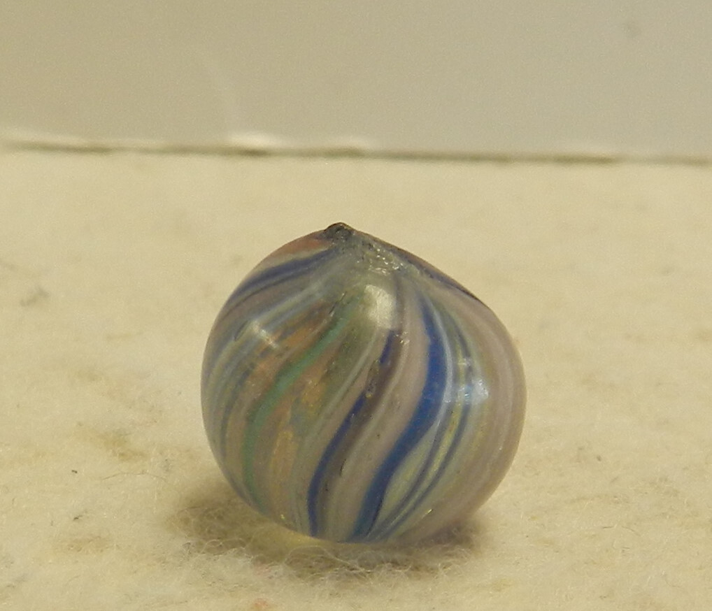 #15364m Little .49 Inches Peewee German Handmade Onionskin Marble NM+