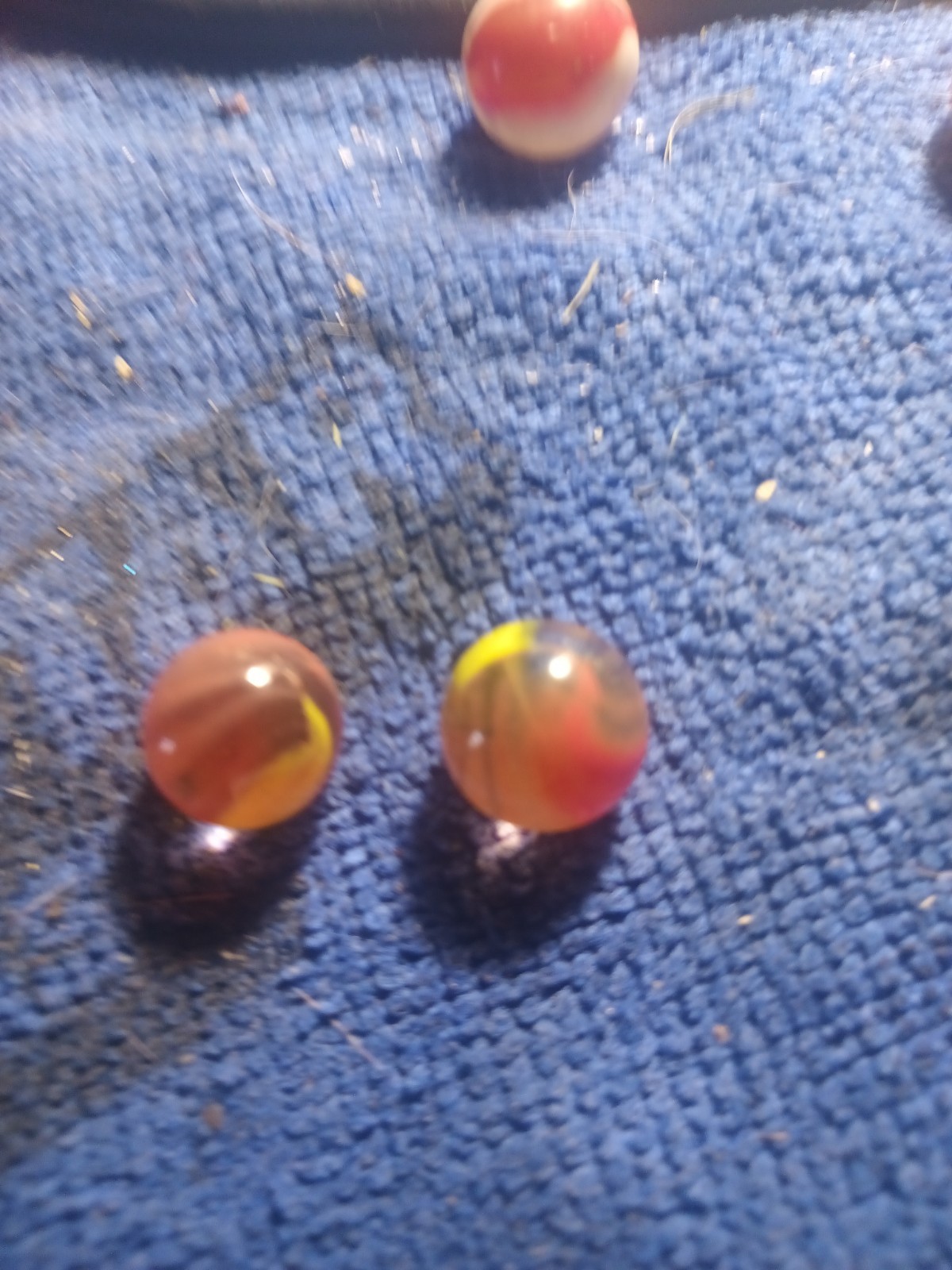 2. 1/2 in master glass peach yellow patch spirral