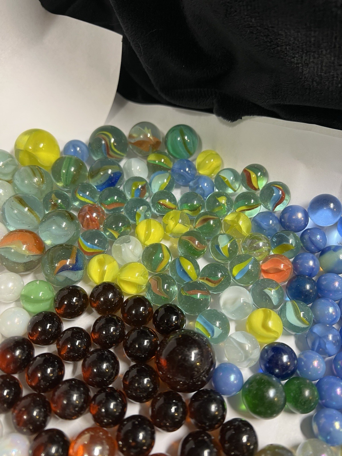 397 Lot Vintage Marbles Includes Cat Eyes/iridescent/blue/green/white marbles