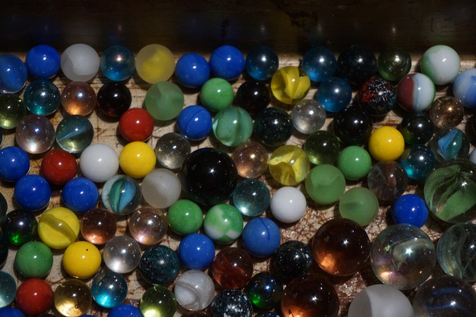 Vintage Marbles in wood box!!!
