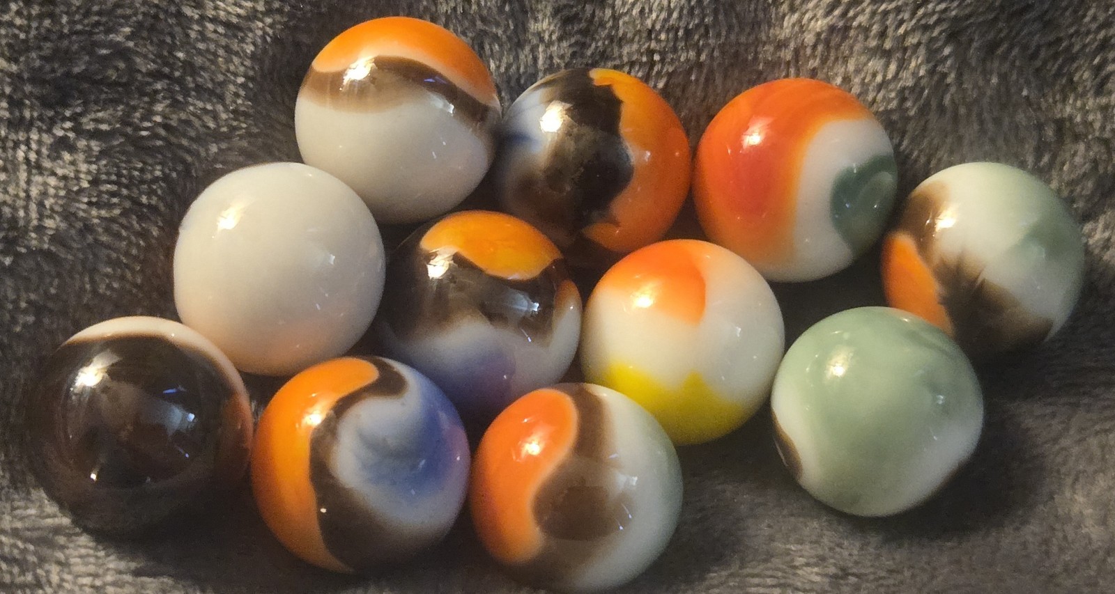 Vintage Lot of 11 Vitro Agate Black Line All Red Shooter Marbles .85 In