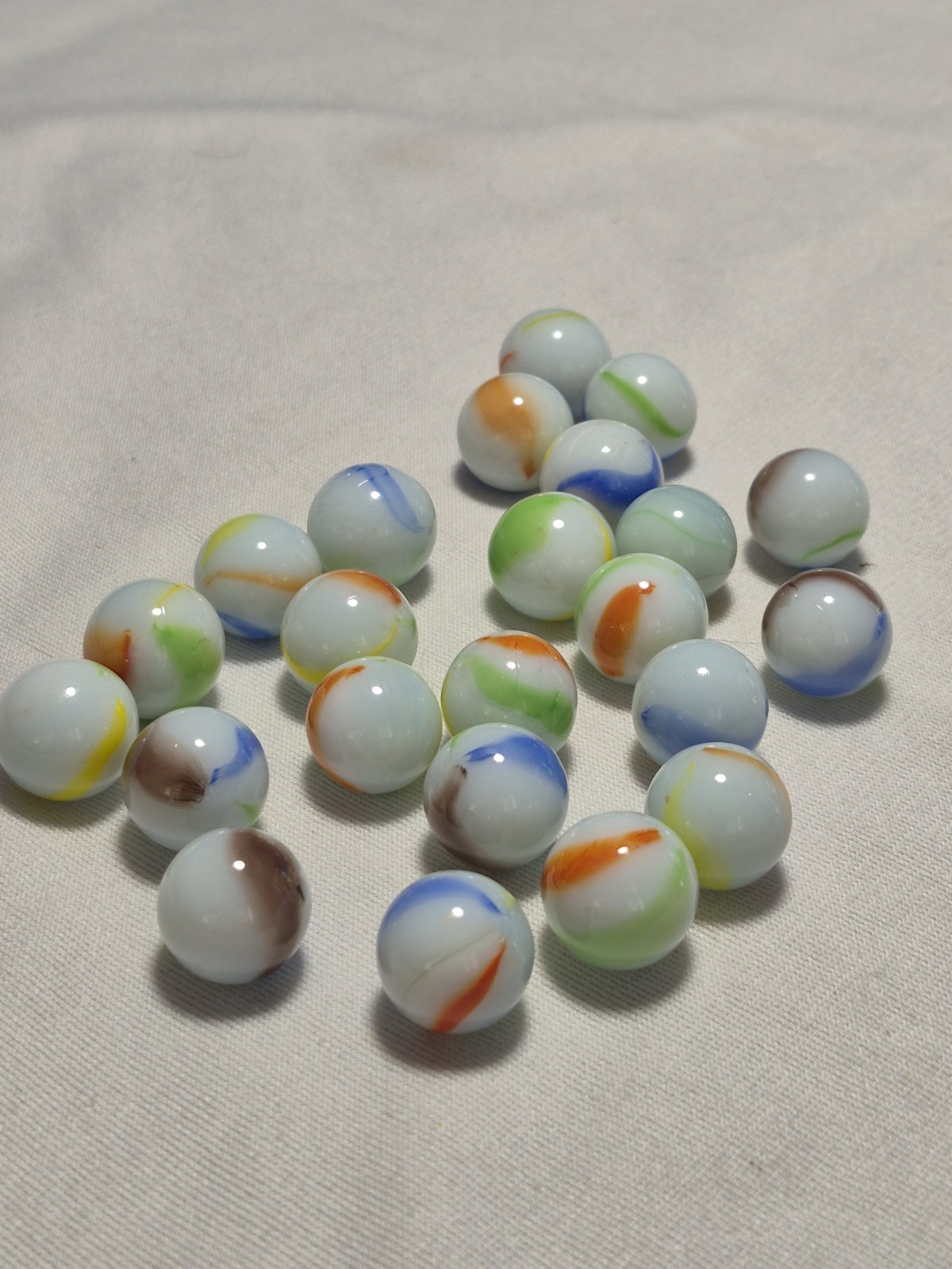 Vintage Vitro Agate Glass Marbles Lot of 22 White Base Conqueror Swirls Patches