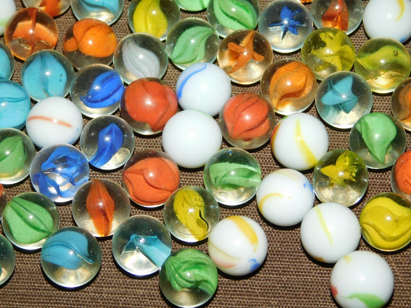 VINTAGE TOY 99 OLD MARBLES LOT