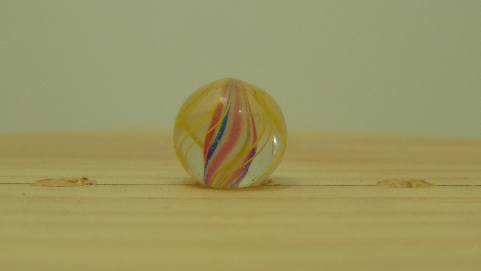 1/2 Divided Core German Marble Pee Wee