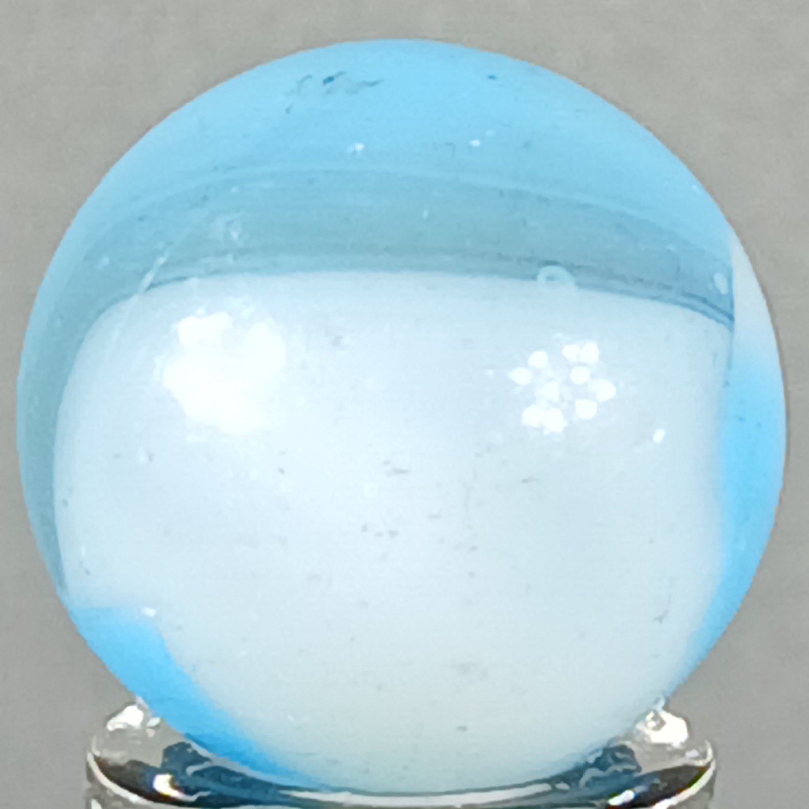 Vintage Vitro Conqueror Marble .60 Inches Near-Mint Condition Combined Shipping