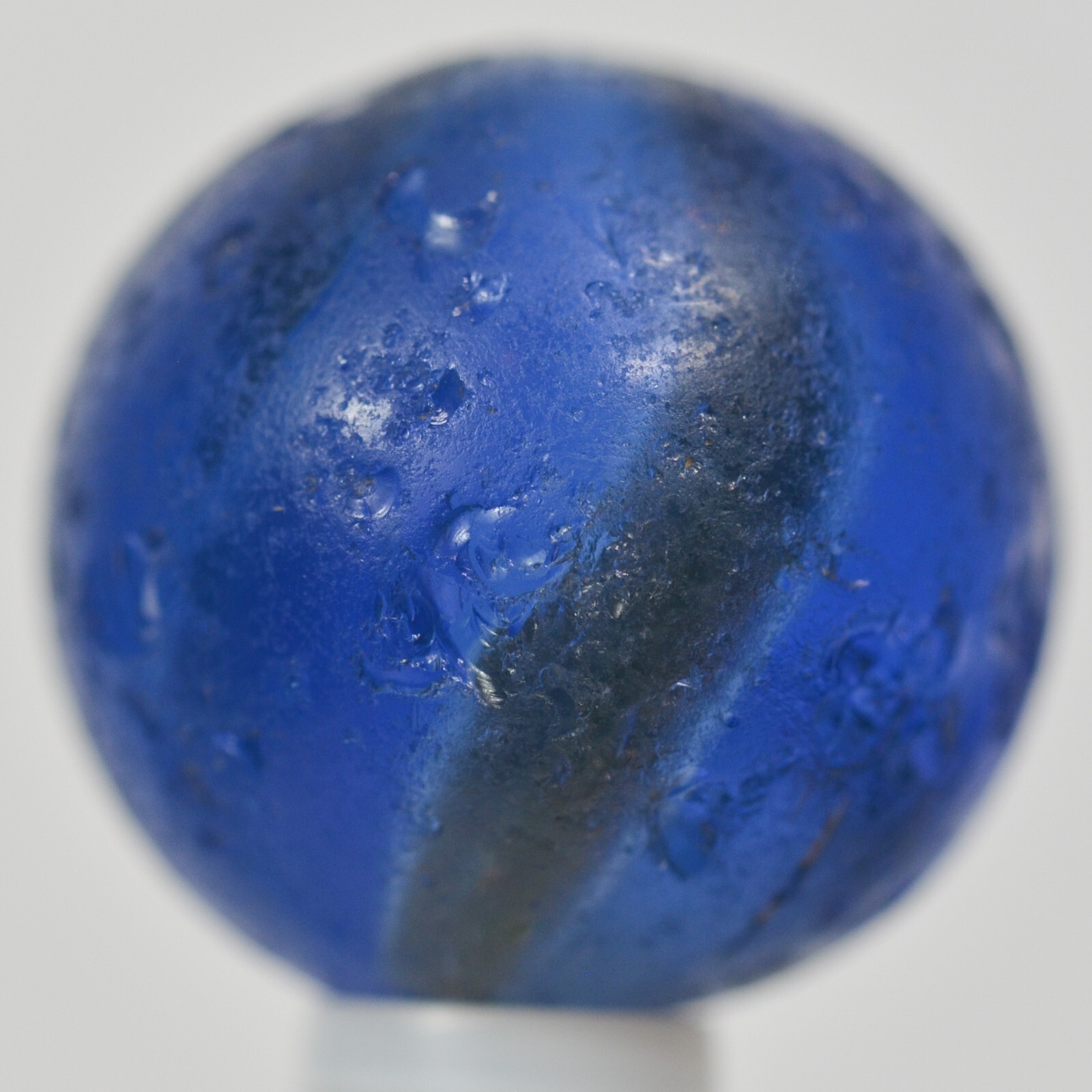 Handmade White Ribbon Lutz Marble Blue Base 3/4 in, Collectible, Germany S1393