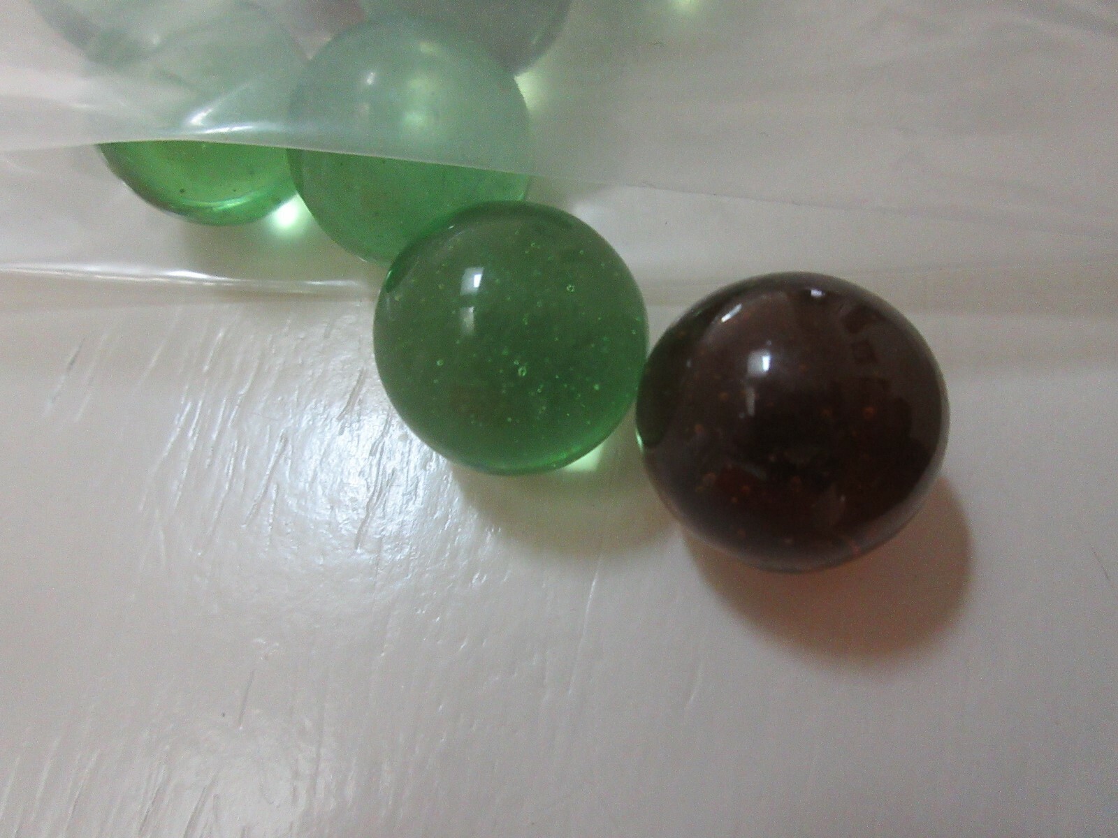 Marbels , Vintage , Lot of 28 , 14 Green , 14 Brown