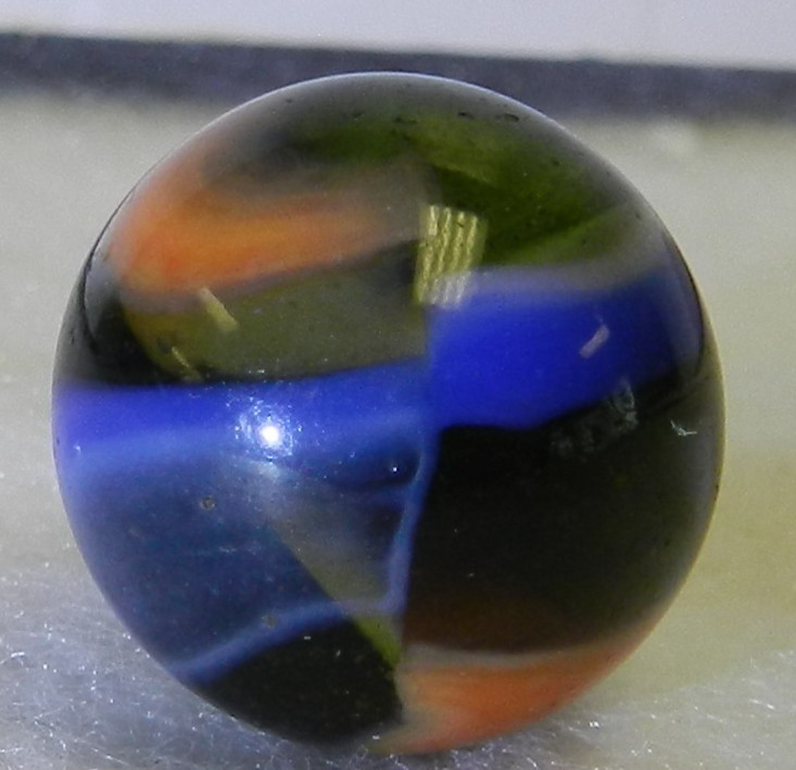#20257m Vintage Peltier Glass Swirl Marble .64 Inches *Near Mint*