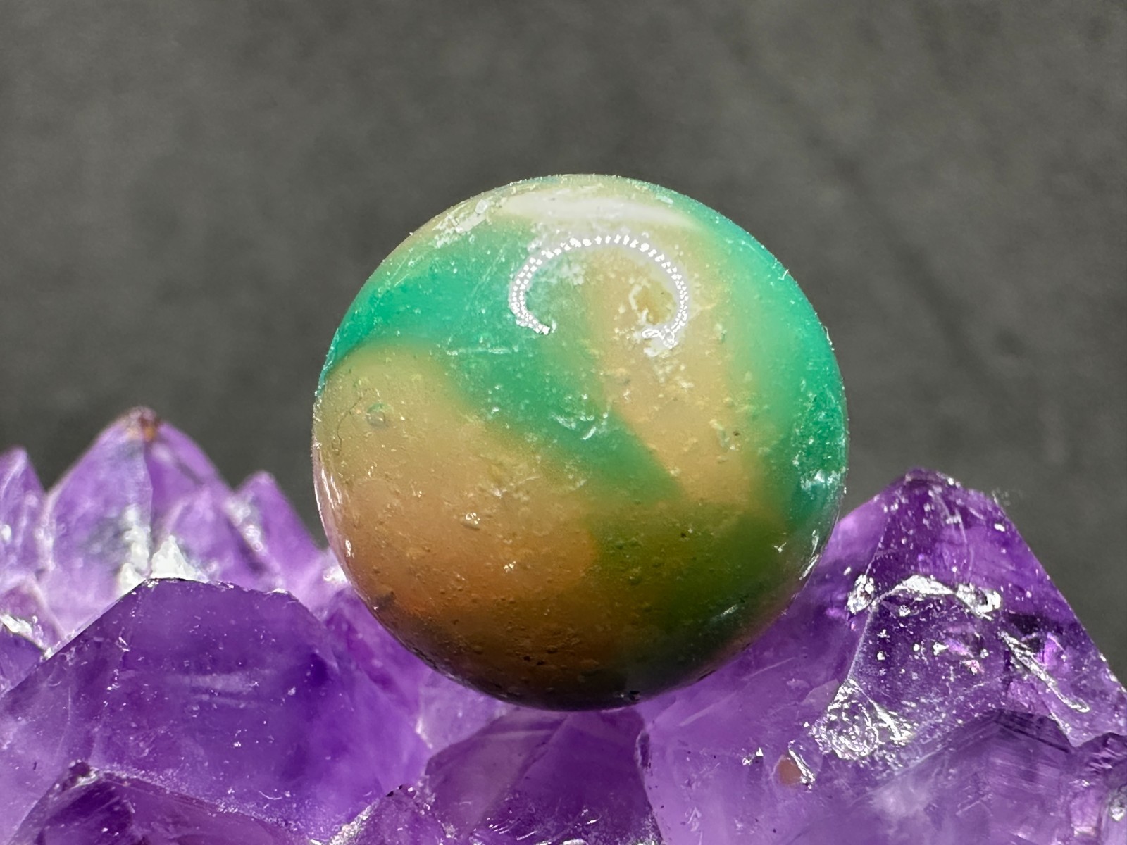 Vintage Peltier Glass Muddy Rainbo Marble – Green & Muddy Tan – .64″ Played With