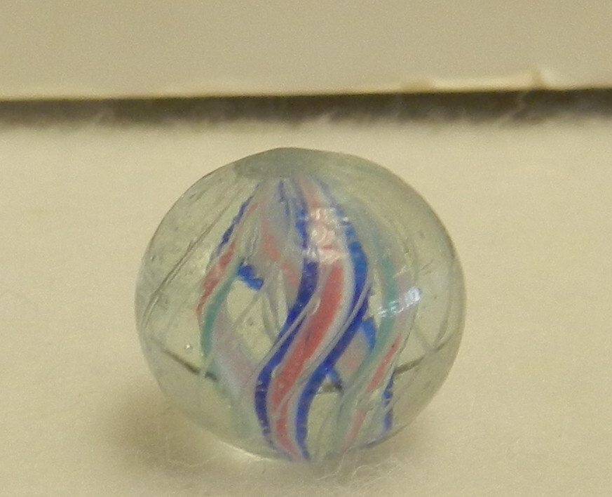 #18665m Peewee .49 Inches German Handmade Divided Ribbon Swirl Marble