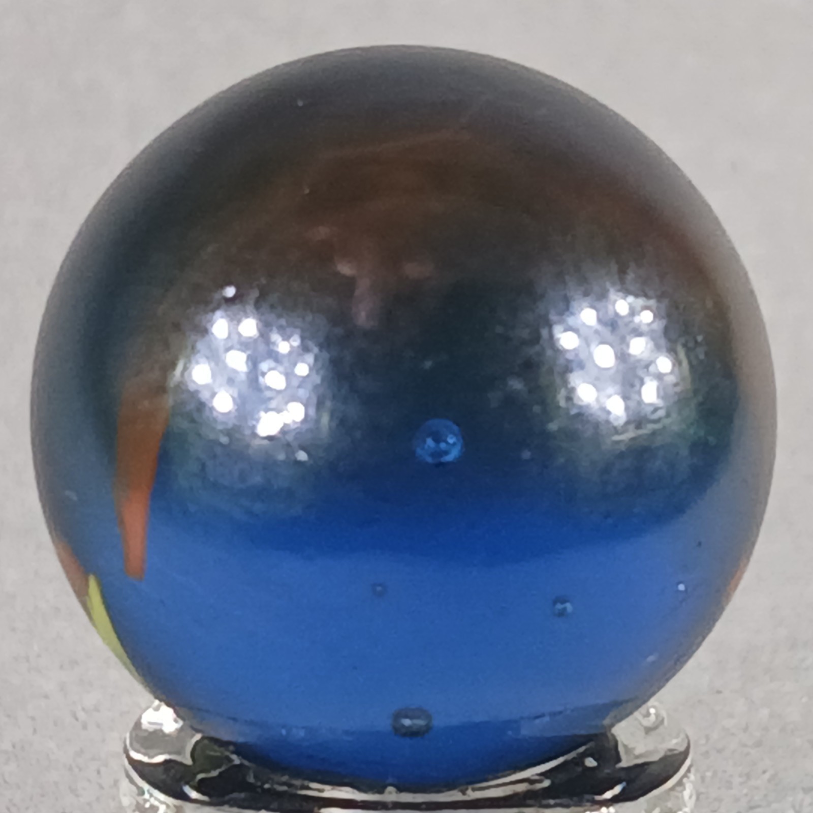 Vacor Iridescent Swirl Marble .62 Inches Near-Mint Condition Combined Shipping