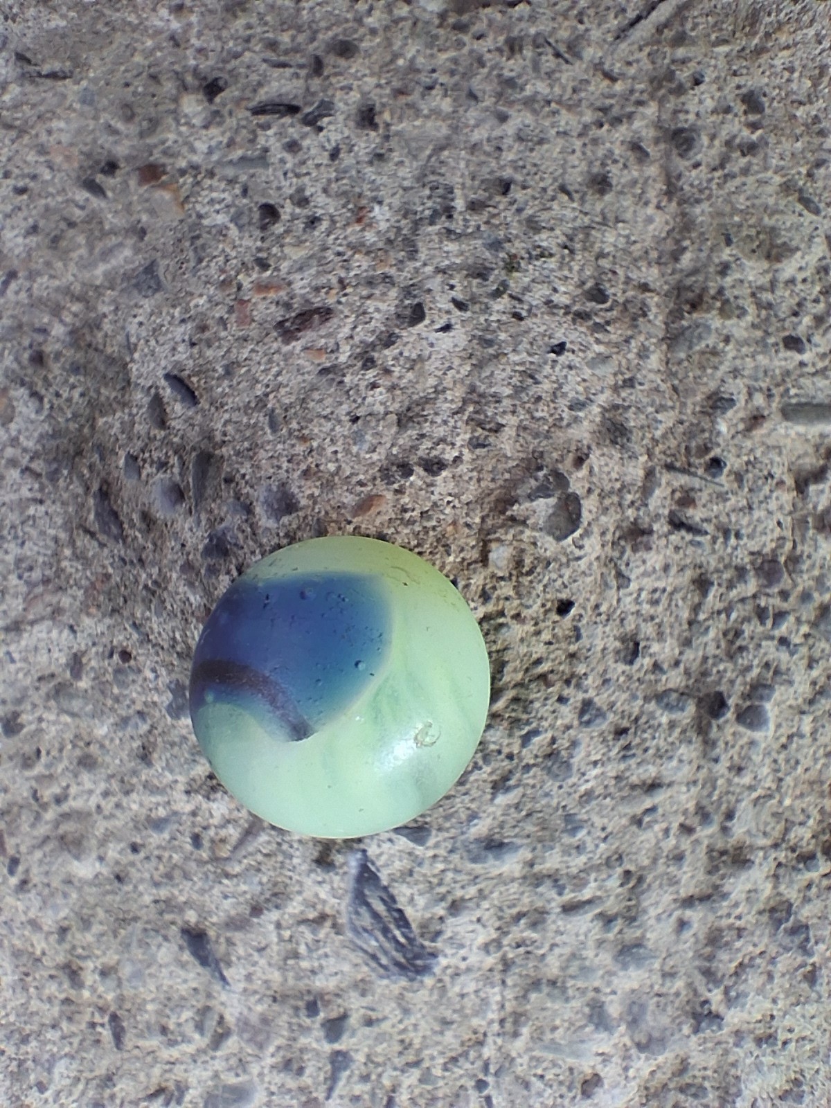 KokomoOpalescent Glass Rainbo Marble .60 BRIGHT Uv!! VHTF Example Beach Glass
