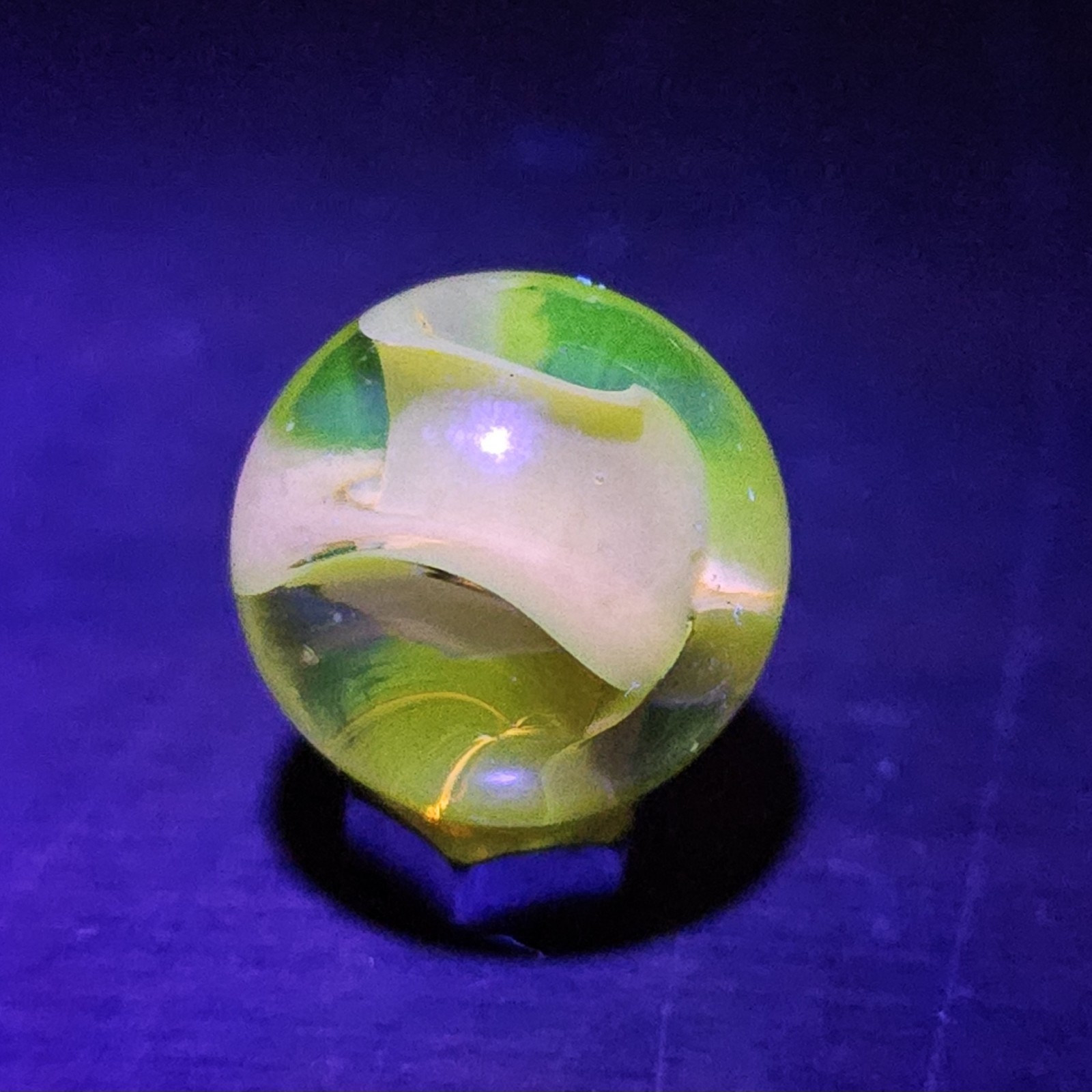 Vintage C. E. Bogard Yellow Hybrid Cats Eye Magnesium Glow Clear .593 Marble