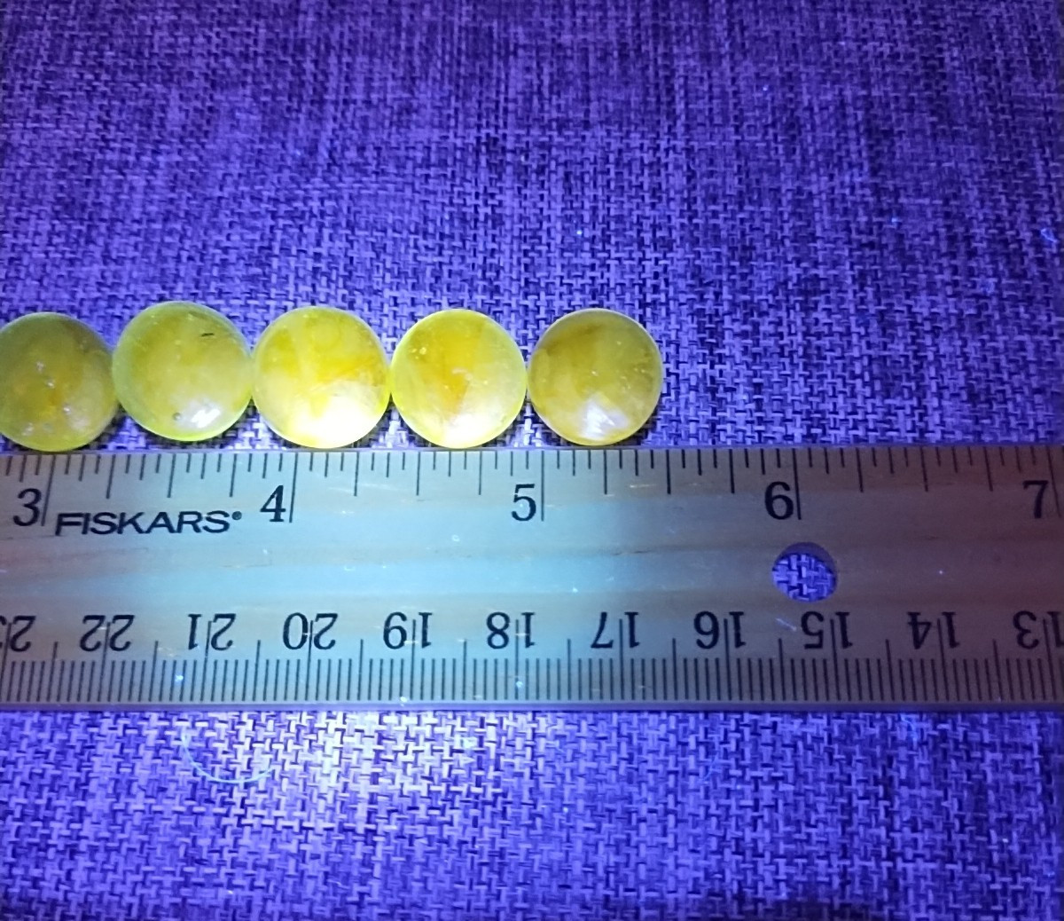 Lot of 10 Light Aqua Green/Blue Uranium Marbles UV Glow Peewees