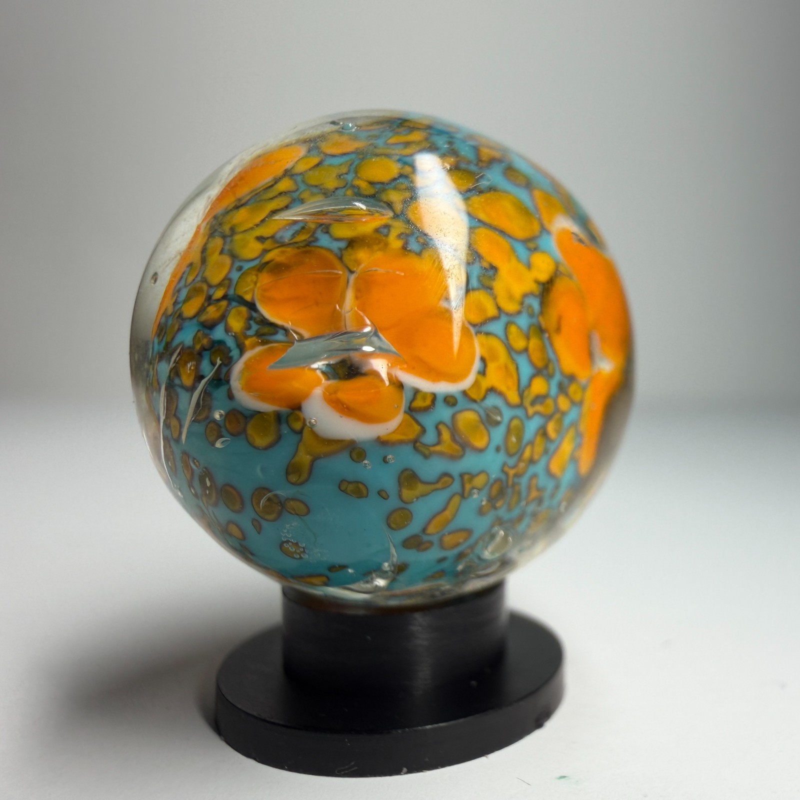 22mm COSMOS Orange Blue Flower Handmade Glass Marble 7/8″ SHOOTER + Stand