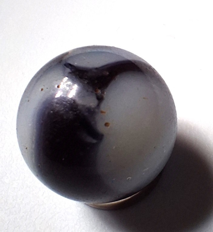 Vintage Peltier Glass NLR AV Zebra Marble .62 Inches
