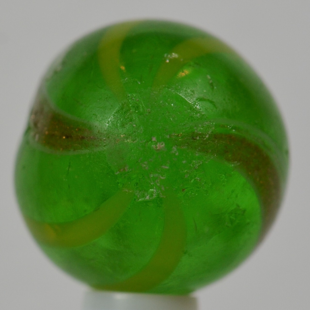 Handmade Banded Lutz Marble, Mint Green Glass 3/4 in, Near Mint, Polished, S1287
