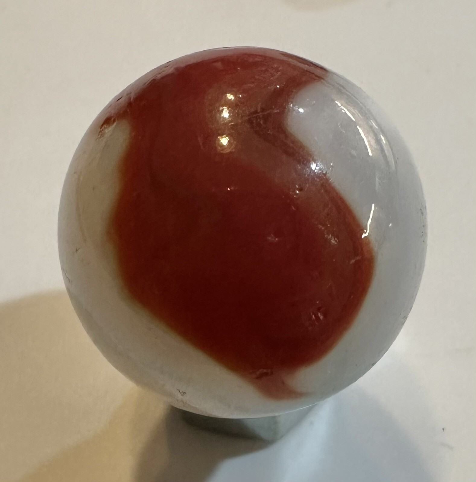Vintage Vitro Shooter Red Purple White translucent Marble. 15.5/16″ (2J)